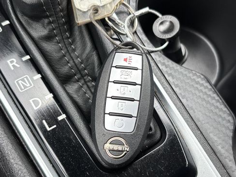 Used 2025 Nissan Altima 2.5 SV FWD image 25