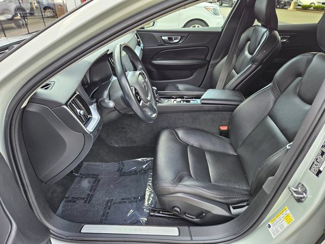 Used 2020 Volvo V60 T5 Cross Country w/ Protection Package Premier AWD/4WD image 16