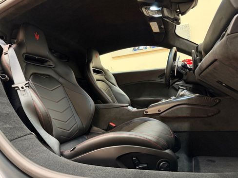 Used 2022 Maserati MC20 Coupe RWD image 26