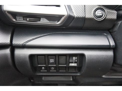 Used 2022 Subaru Forester AWD/4WD image 18