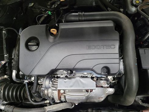 Used 2021 Chevrolet Malibu LS FWD image 30