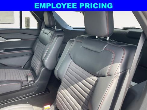 New 2026 Ford Explorer ST-Line AWD/4WD image 13
