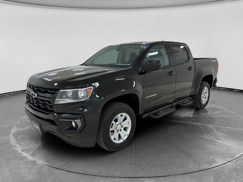 Used 2022 Chevrolet Colorado LT w/ LT Convenience Package AWD/4WD image 7