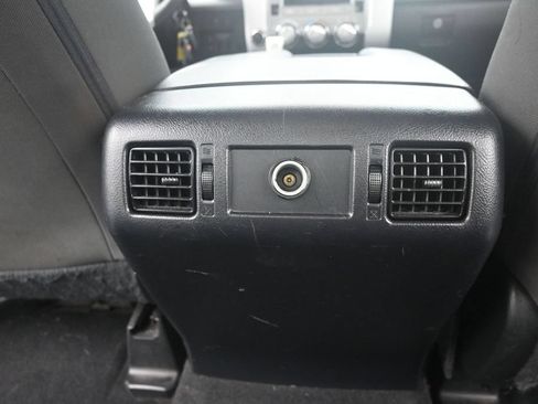 Used 2017 Toyota Tundra SR5 w/ SR5 Upgrade Package AWD/4WD image 12
