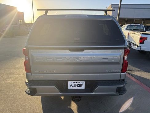 Used 2023 Chevrolet Silverado 1500 Custom image 4