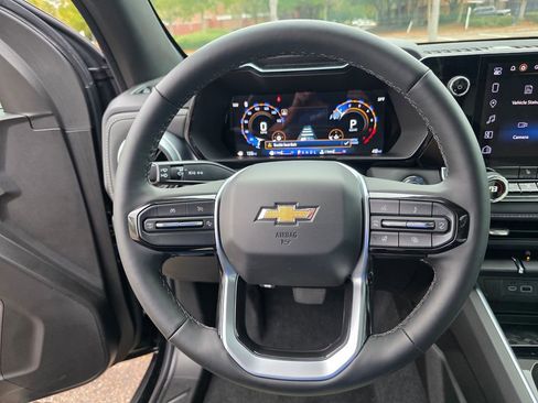 New 2025 Chevrolet Colorado LT w/ LT Convenience Package image 15