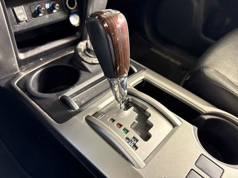 Used 2016 Toyota 4Runner Limited AWD/4WD image 32
