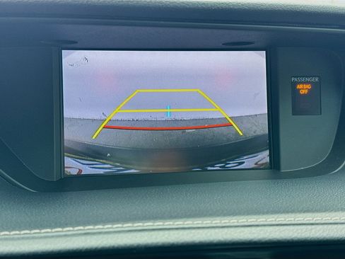 Used 2016 Lexus ES 350 w/ Ultra Luxury Package FWD image 10