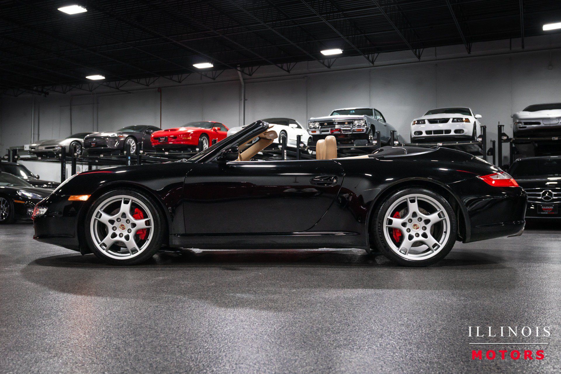 Used 2005 Porsche 911 Carrera S RWD image 2