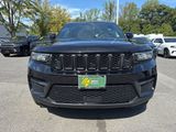 Certified 2023 Jeep Grand Cherokee Altitude image 2