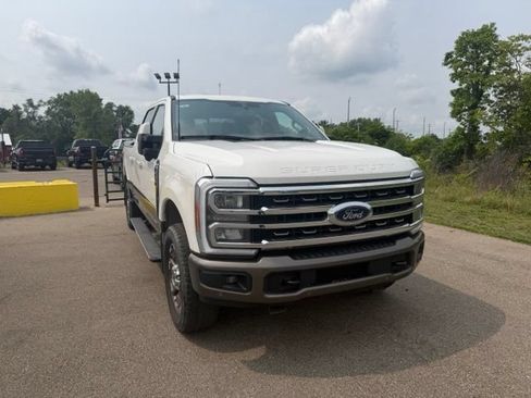 Used 2023 Ford F250 King Ranch AWD/4WD image 3