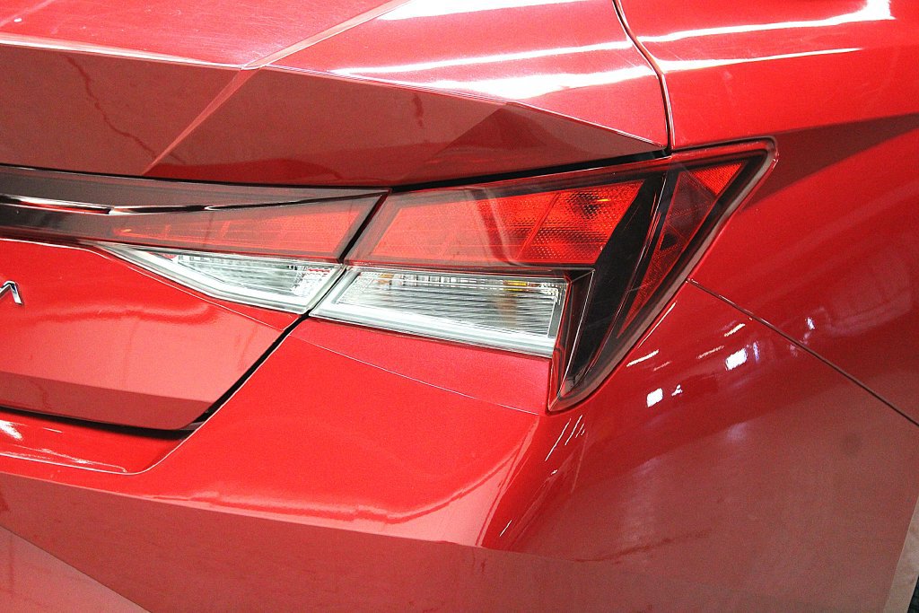 Used 2021 Hyundai Elantra SEL w/ Convenience Package FWD image 36