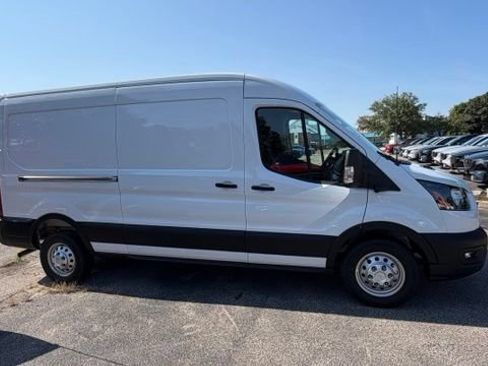New 2026 Ford Transit 250 148 Medium Roof Extended AWD w/ Load Area Protection Package image 4