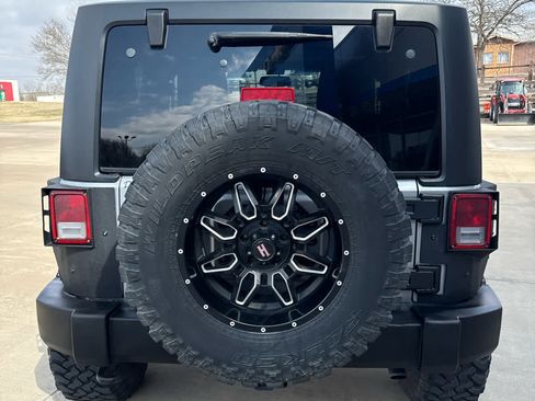 Used 2016 Jeep Wrangler Sport w/ Quick Order Package 24S image 8