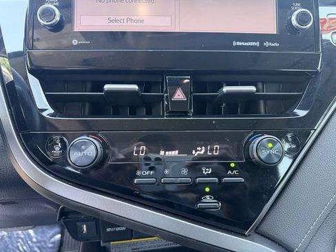 Used 2021 Toyota Camry XSE FWD image 21