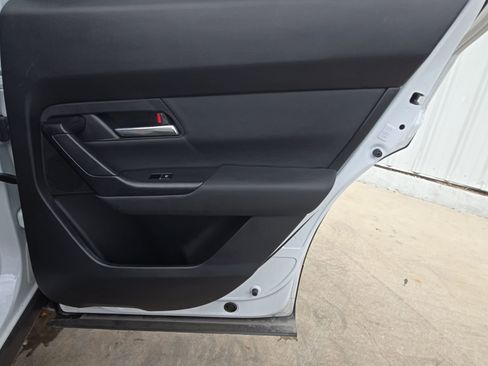 Used 2025 MAZDA CX-50 AWD 2.5 S w/ Accent Package image 16