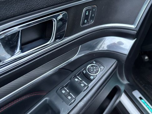 Used 2016 Ford Explorer Sport w/ Equipment Group 401A image 24