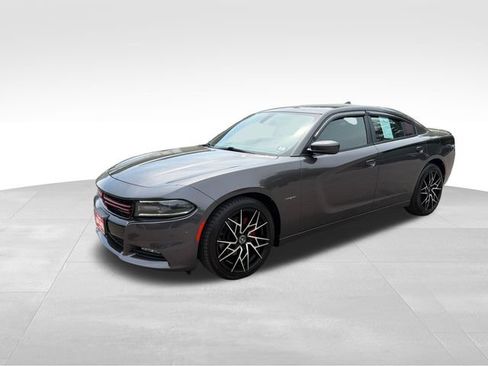 Used 2016 Dodge Charger R/T RWD image 7