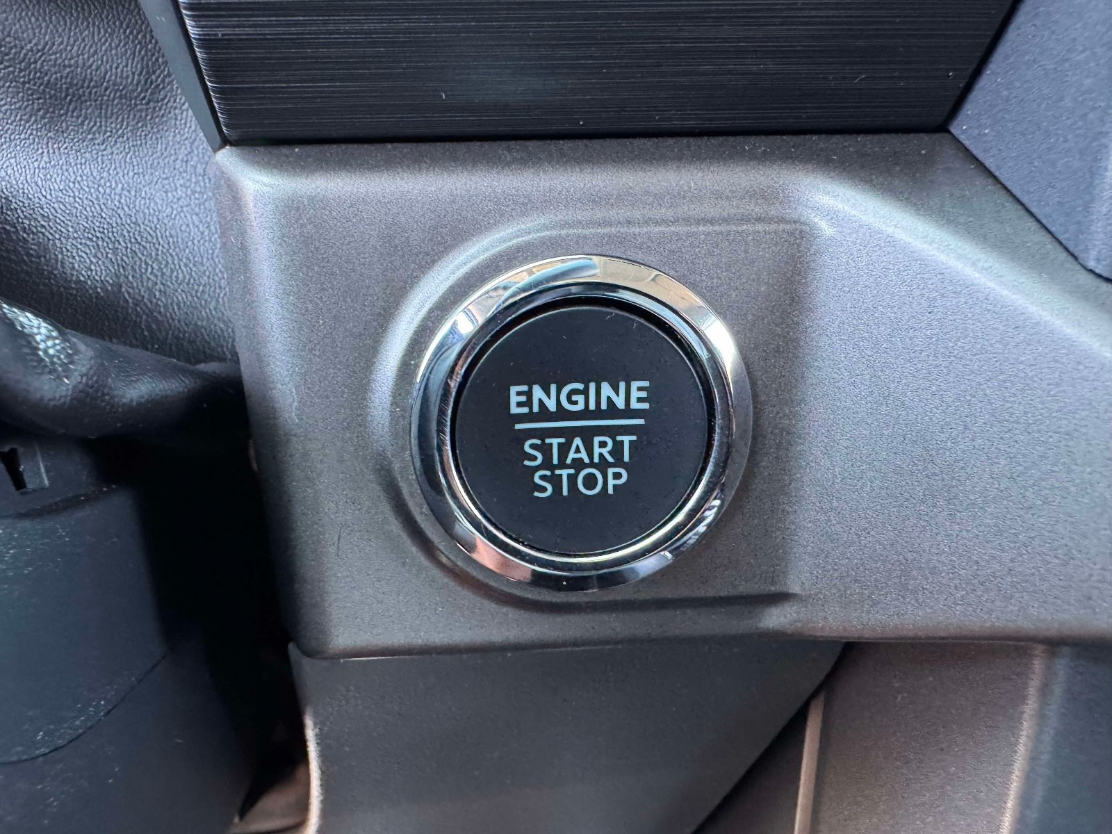 Used 2025 Ford F150 XLT w/ Equipment Group 302A MID AWD/4WD image 34