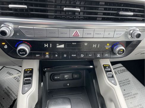 Used 2022 Kia Telluride EX w/ EX Premium Package image 31