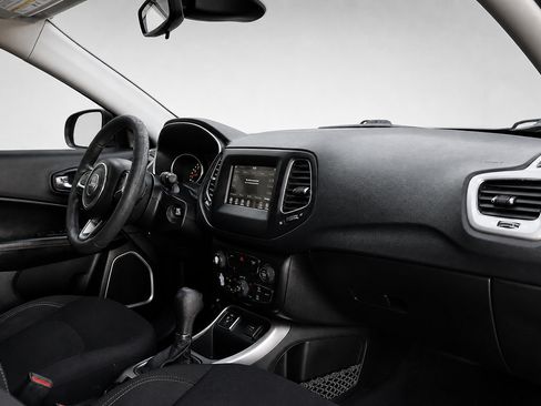 Used 2021 Jeep Compass Sport FWD image 22