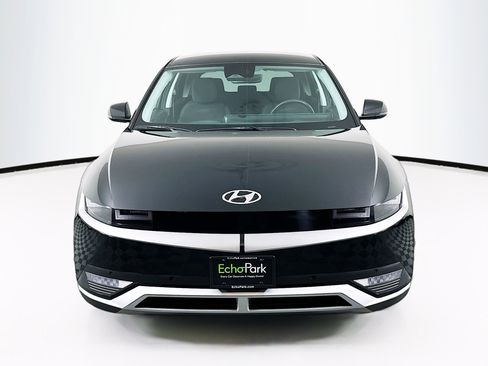 Used 2024 Hyundai Ioniq 5 SEL image 2