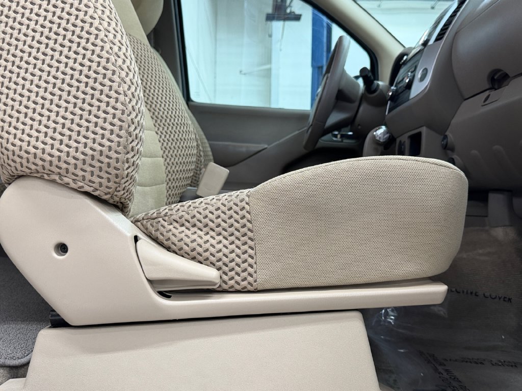 Used 2017 Nissan Frontier SV RWD image 24