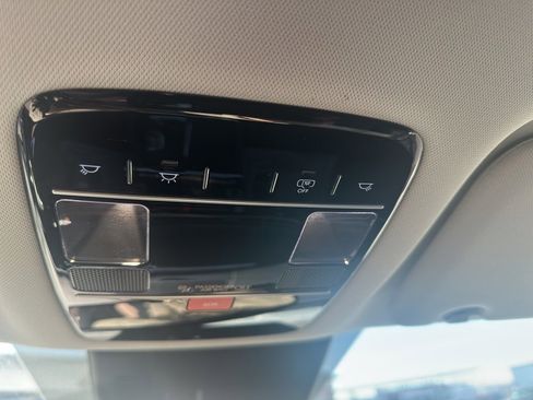 Used 2024 Hyundai Santa Fe SEL image 11