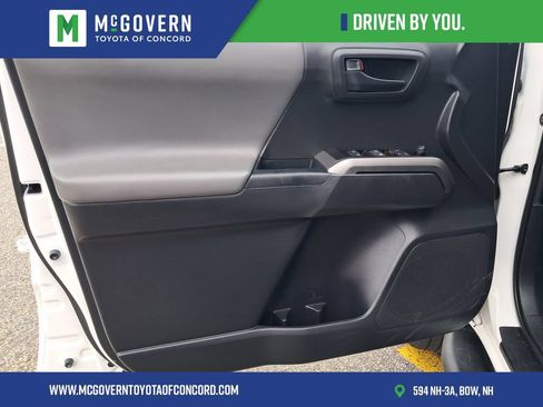 Used 2023 Toyota Tacoma SR5 AWD/4WD image 10