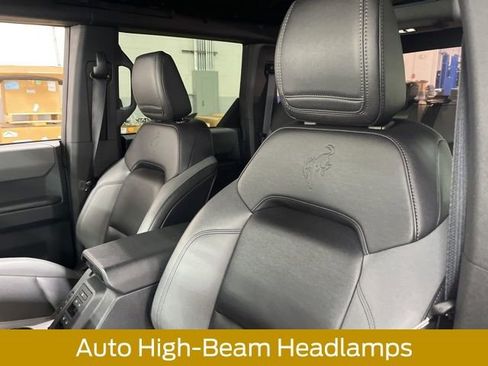Certified 2024 Ford Bronco Black Diamond w/ Sasquatch Package AWD/4WD image 25