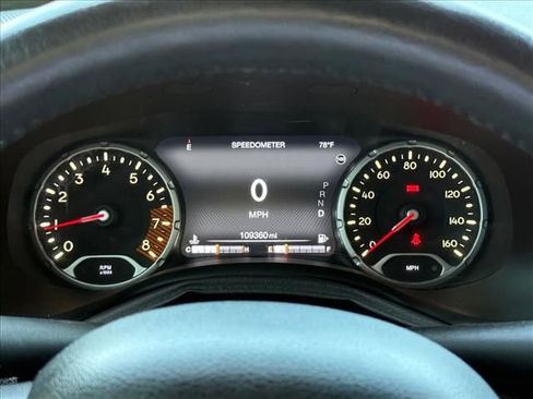 Used 2019 Jeep Renegade Limited w/ Quick Order Package 22P AWD/4WD image 20
