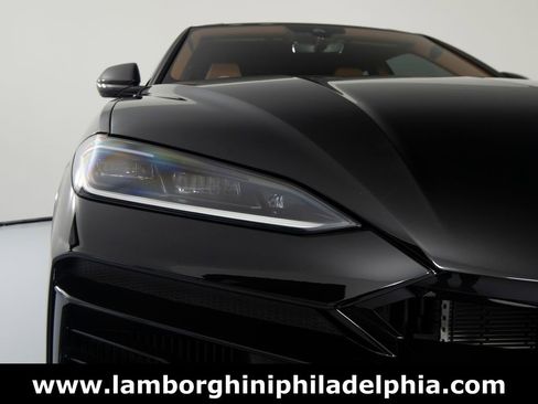 Used 2025 Lamborghini Urus S AWD/4WD image 41