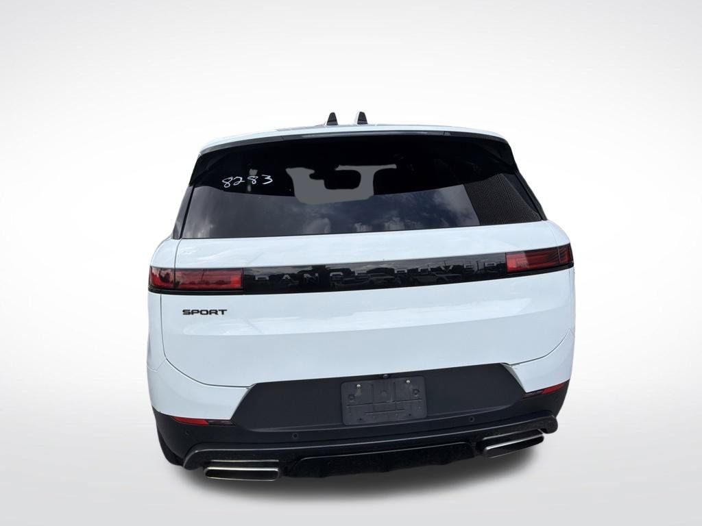 Used 2025 Land Rover Range Rover Sport SE AWD/4WD image 6