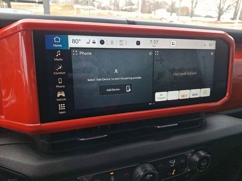 Used 2024 Jeep Wrangler Sport S image 17