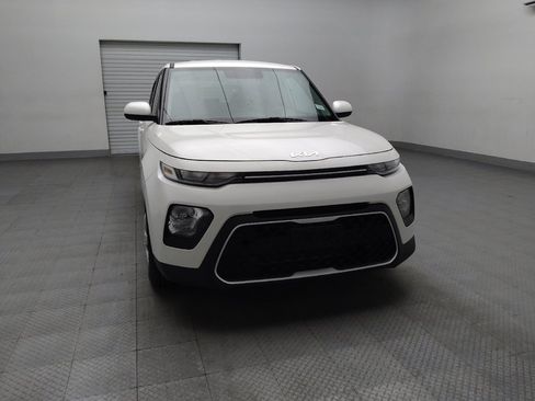 Used 2022 Kia Soul LX image 14
