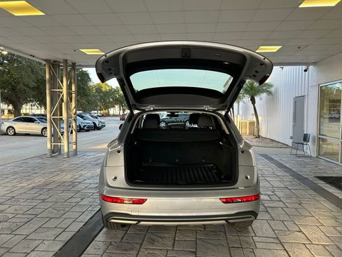 Used 2023 Audi Q5 2.0T Premium w/ Convenience Package image 42