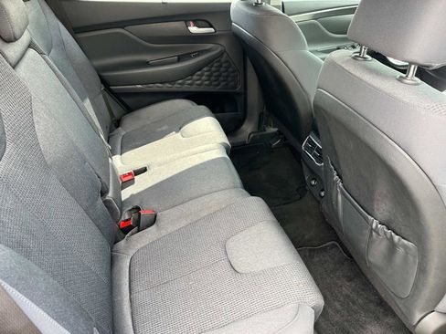 Used 2022 Hyundai Santa Fe SEL w/ Convenience Package image 19