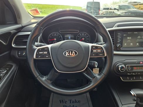 Used 2020 Kia Sorento LX w/ LX I4 Convenience Package image 19