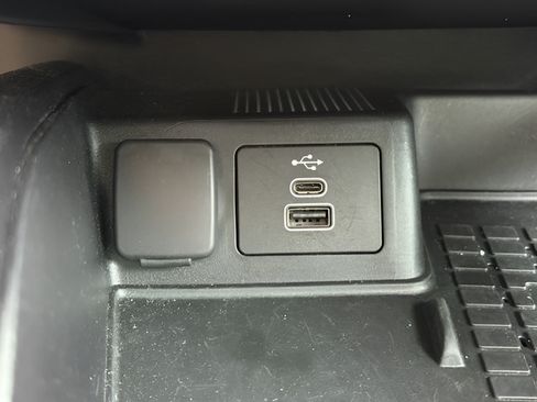 Certified 2025 Ford Bronco Sport Badlands AWD/4WD image 14
