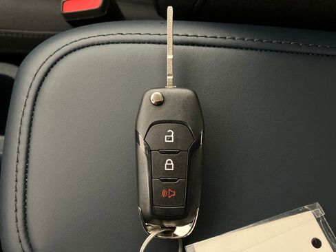 New 2026 Ford Maverick XL image 31