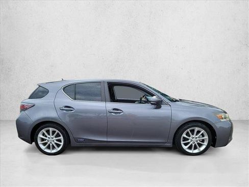 Used 2013 Lexus CT 200h w/ Premium Pkg w/Backup Camera FWD image 4