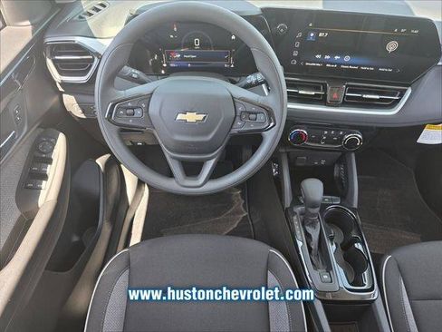 New 2026 Chevrolet TrailBlazer LT w/ Driver Confidence Package FWD image 13