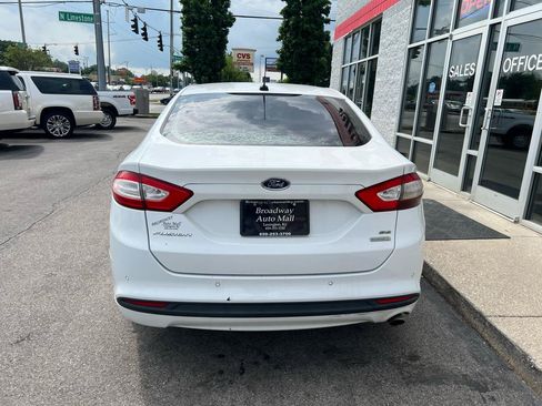 Used 2016 Ford Fusion SE w/ Equipment Group 202A FWD image 6
