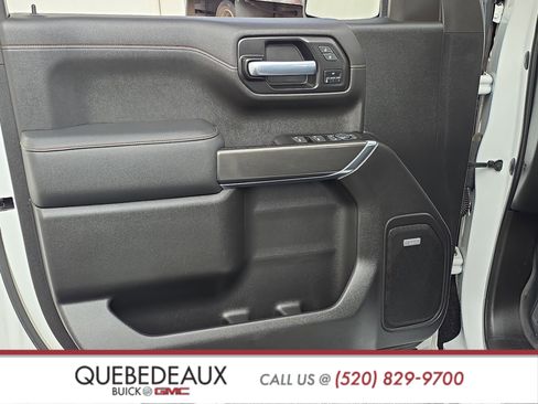 Used 2021 GMC Sierra 1500 AT4 w/ AT4 Value Package AWD/4WD image 12