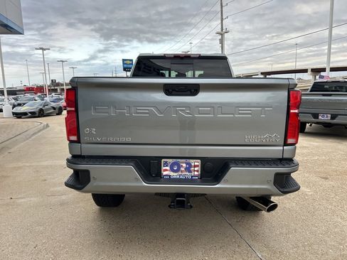 Used 2025 Chevrolet Silverado 3500 High Country image 6