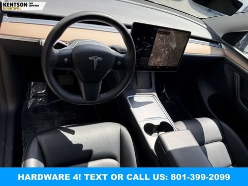 Used 2023 Tesla Model Y Long Range AWD/4WD image 23