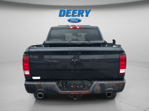 Used 2017 RAM 1500 Express w/ Black Ram 1500 Express Group AWD/4WD image 6