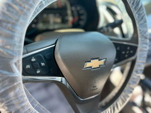 Used 2021 Chevrolet Malibu LT image 25