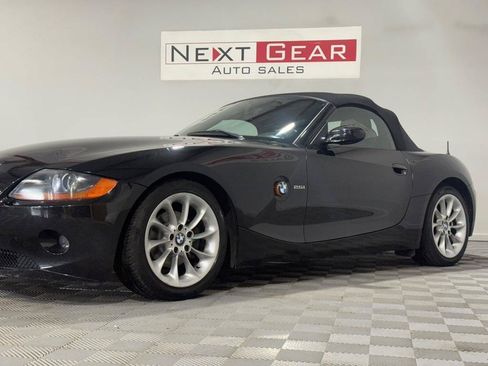 Used 2003 BMW Z4 2.5i RWD image 6