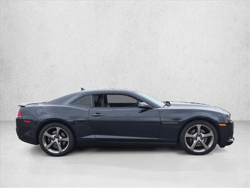 Used 2014 Chevrolet Camaro SS w/ RS Package RWD image 4